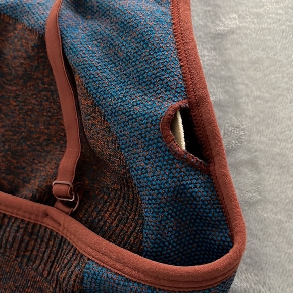 Echt Arise Key Sportsbra Navy and Dark Red Size L - Picture 12 of 16